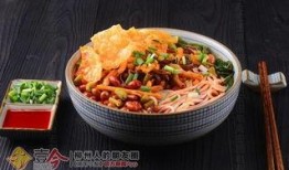 钦州董阿姨螺蛳粉爆料视频,揭秘地道螺蛳粉制作秘诀